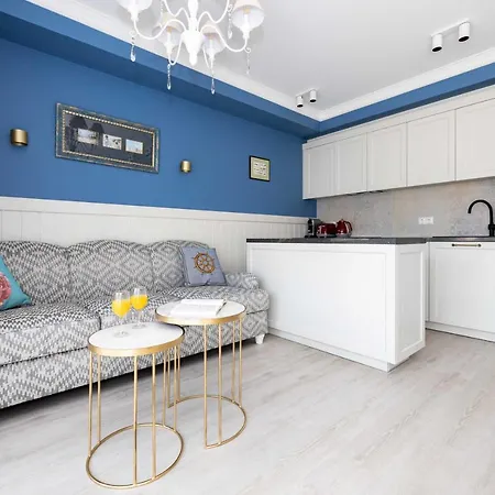 Summer Breeze House, By Cohost