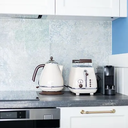 Summer Breeze House, By Cohost * Palanga