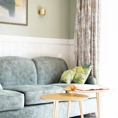 Summer Breeze House, By Cohost * Palanga