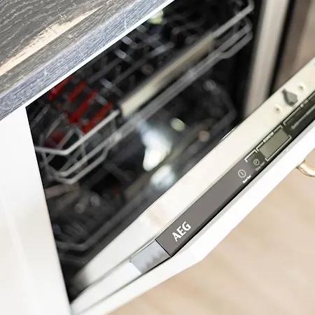 Summer Breeze House, By Cohost