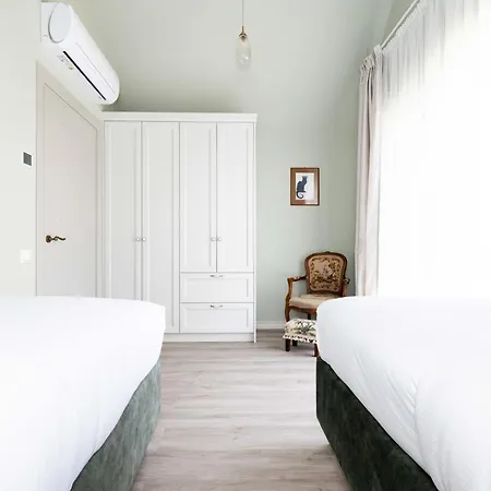 Summer Breeze House, By Cohost