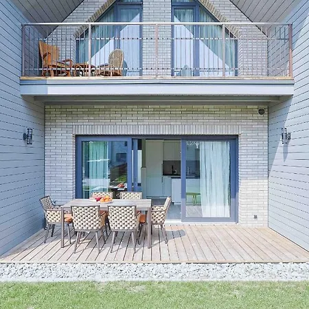 Summer Breeze House, By Cohost Апартаменты Паланга