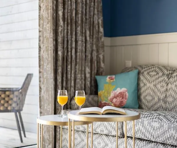 Summer Breeze House, By Cohost * 帕兰加