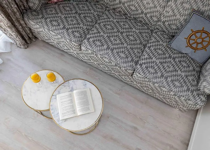 Summer Breeze House, By Cohost Διαμέρισμα *