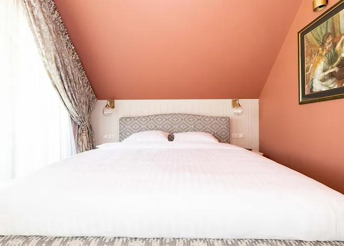 Summer Breeze House, By Cohost * 帕兰加