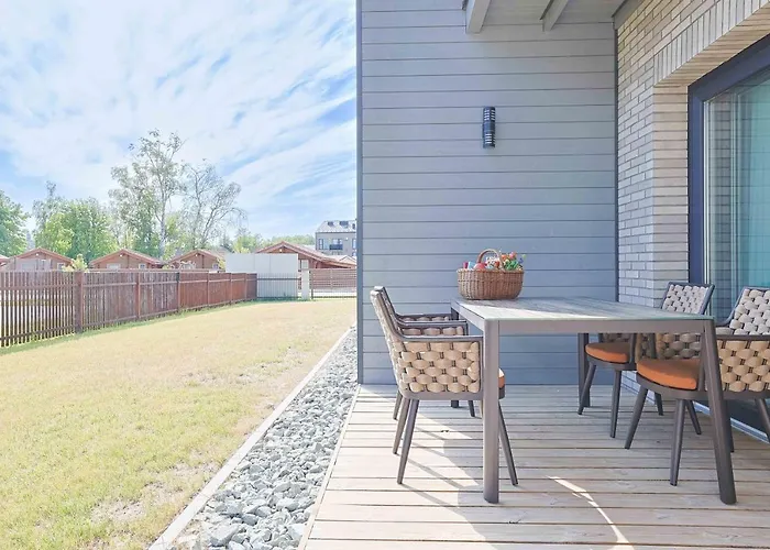 Summer Breeze House, By Cohost