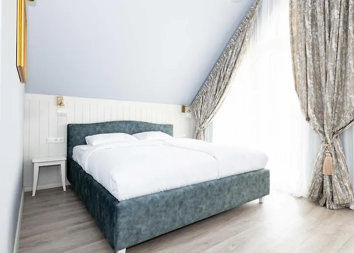 Summer Breeze House, By Cohost * Παλάγκα