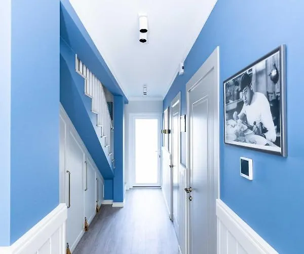 דירה Summer Breeze House, By Cohost *