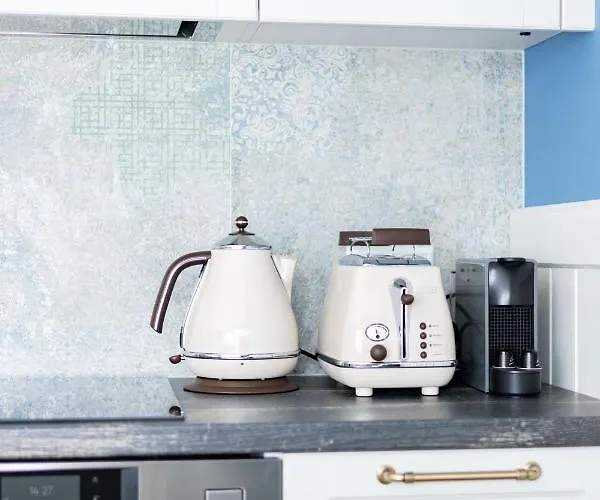 Summer Breeze House, By Cohost * 帕兰加