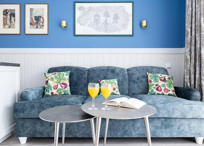 Summer Breeze House, By Cohost *