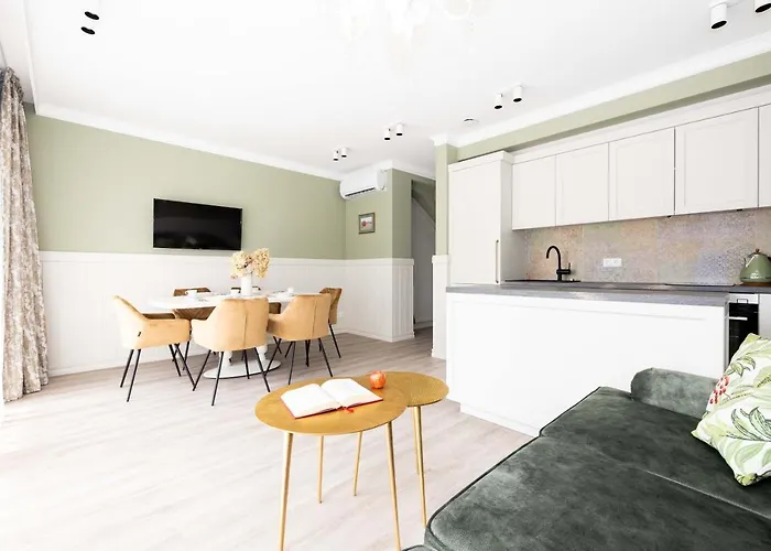 Summer Breeze House, By Cohost 公寓 *