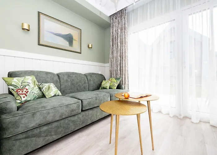 Summer Breeze House, By Cohost דירה